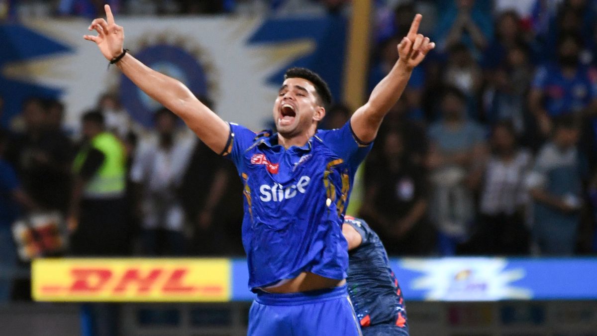 Mi Vs Lsg Ipl 2024 Arjun Tendulkar S Reaction Goes Viral After Mi Vs Lsg Ipl 2024 Arjun Tendulkar S Reaction Goes Viral After